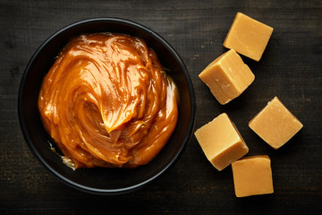 Bowl of melted caramel cream