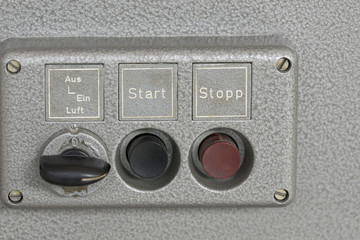 Start,Stop-Schalter