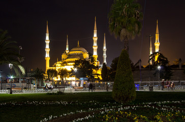 Blue Mosque at night, Istanbul, Turkey