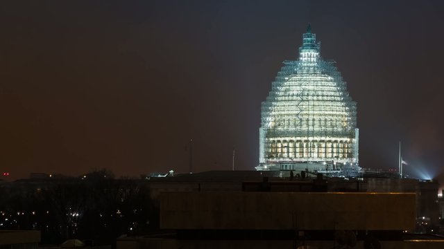 Time lapse of the US Capitol building under renovation