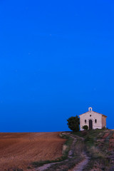 Fototapeta premium chapel with field, Plateau de Valensole, Provence, France