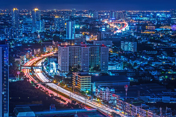 Fototapeta premium Traffic at night,The top view of Bangkok