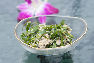 にがなの豆腐和え