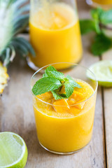 Mango with Pineapple smoothie
