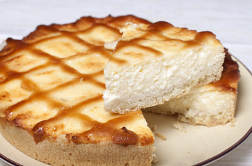 Cheesecake with cream cheese.