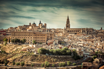 Fototapeta premium Toledo over sunset