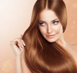 Fototapete Friseur Schönes Mädchen mit braunen Haaren. Langes glattes Haar Shine