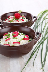 Cottage cheese with radish and chives