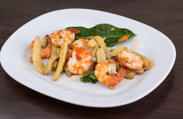 Shrimp and corn salad
