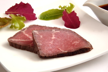 ローストビーフ　肉料理