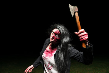 Zombie mit Axt