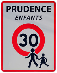 Panneau de signalisation "PRUDENCE ENFANTS"