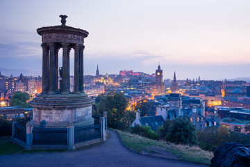 Obraz premium Edinburgh city from Calton Hill at night, Scotland, UK