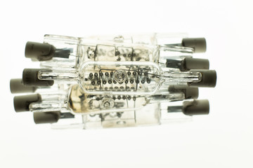 Use halogen lamp,
