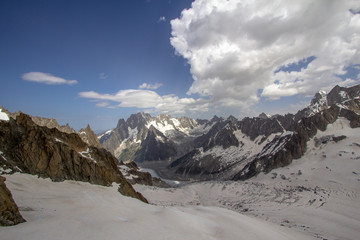 Obraz premium Mont Blanc massif in the Alps