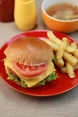 チーズバーガー