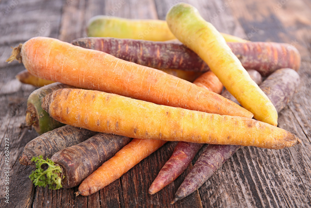 Wall mural fresh carrot