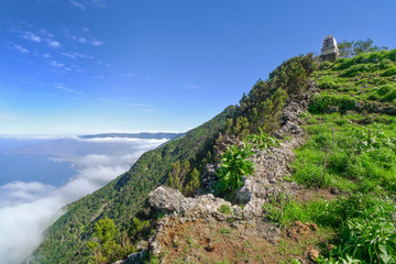 El Hierro - Aufstieg zum Monumento al General Serrador