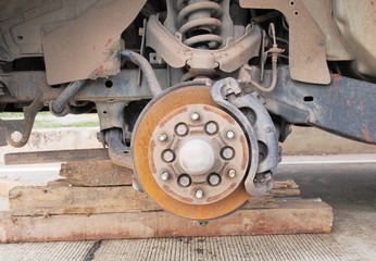 car wheel hub, disc, plate, rusted rotor, rusting bearing