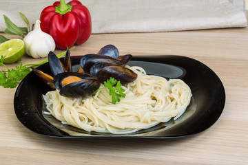 Pasta with mussels