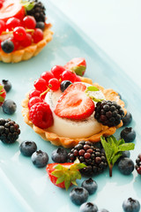 berries tart
