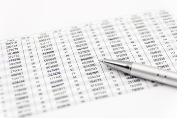 Obraz premium Ballpoint pen and TAN list for online banking