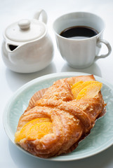 peach danish