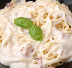 spaghetti carbonara