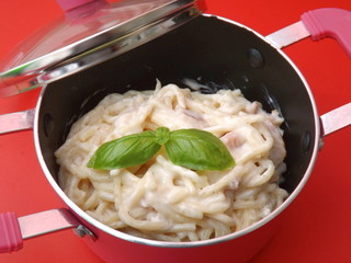 spaghetti carbonara