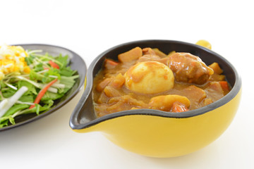 カレーとサラダ