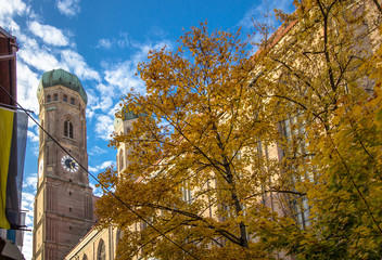 Fototapeta na wymiar Frauenkirche, Munich