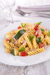 pasta cooked with vegetables