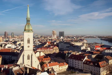 Deurstickers Bratislava skyline © salparadis