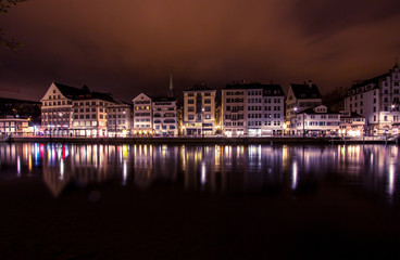 Fototapeta na wymiar Swiss city Zurich in the night