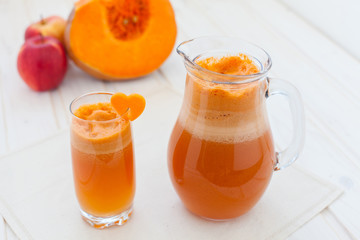 apple and pumpkin juice