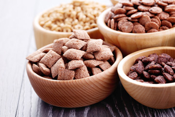 lots of cereals