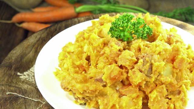 Portion of Carrot Stew as not seamless loopable 4K UHD footage