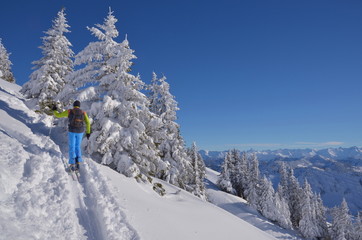 Fototapeta na wymiar Skitour Aufstieg