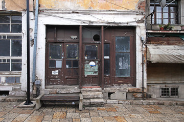 Abandoned local shop - obrazy, fototapety, plakaty