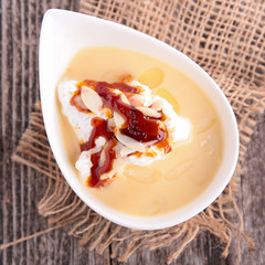 custard cream with whipped egg whites