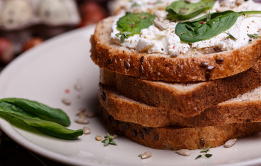 Sandwich with soft cheese