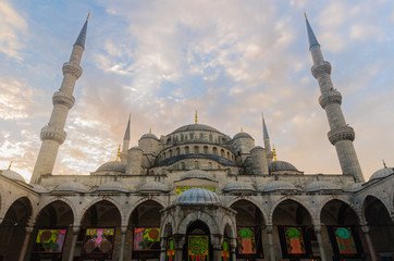 Fototapeta na wymiar Welcome to Blue Mosque at dawn, Istanbul, Turkey