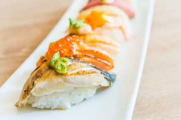 Nigiri sushi