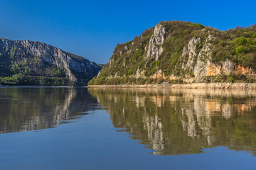 Naklejka na ściany i meble Danube River