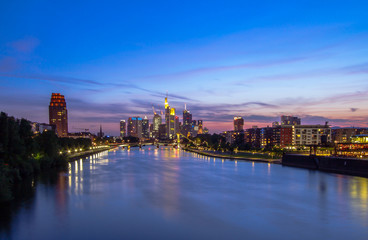 Fototapeta na wymiar Night view on the Frankfurt skyline 