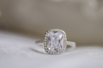 Wedding ring with diamond
