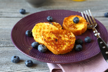Delicious toast with blueberries