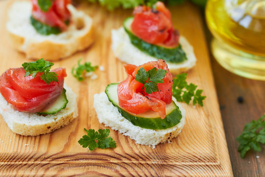 Canapes with smoked salmon and cucumber