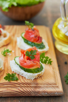 Canapes with smoked salmon and cucumber