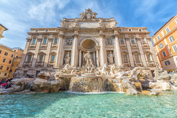 Trevi Fountain in Rome, Italy - 75786423